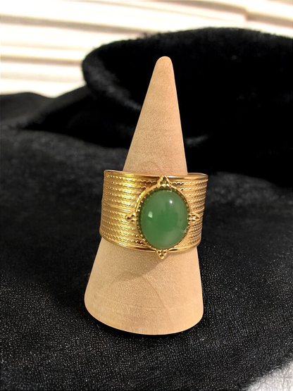Bague plaqué or 14 carats en Aventurine Verte (réglable)